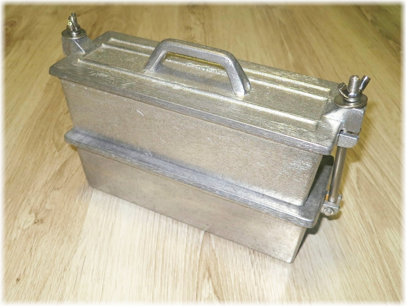 Forma na játrový sýr